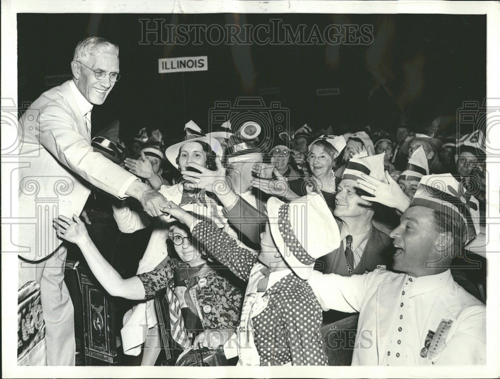 1938 Press Photo Dr Francis Townsend Founder Age Pension Plan Bear Name Greets - Historic Images