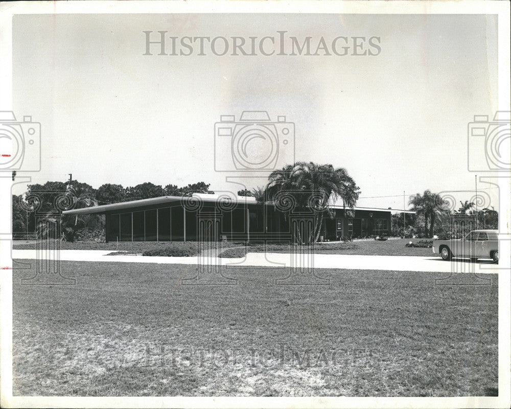 1968 Press Photo Charles Petersburg Largo Received Award Excellence - Historic Images