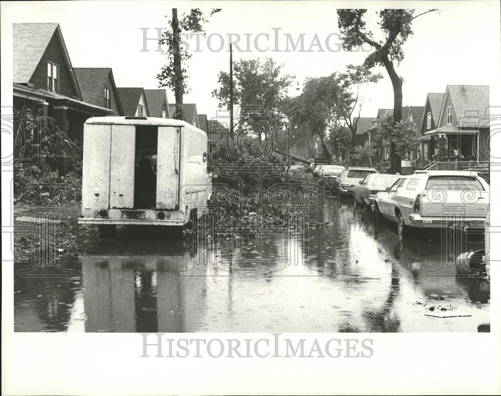 1980 Press Photo Flood ar DeRay South and Vanderbelt - Historic Images