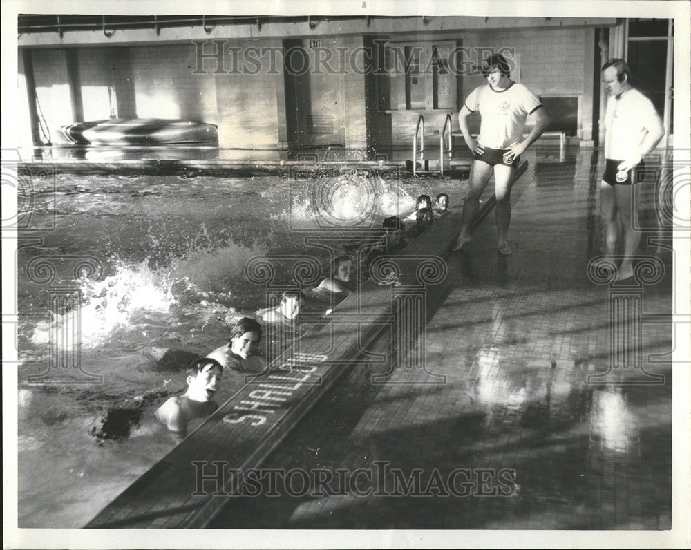 1973 Press Photo Youngsters From Nearby Schools Enjoy During Teacher&#39;s Strike - Historic Images