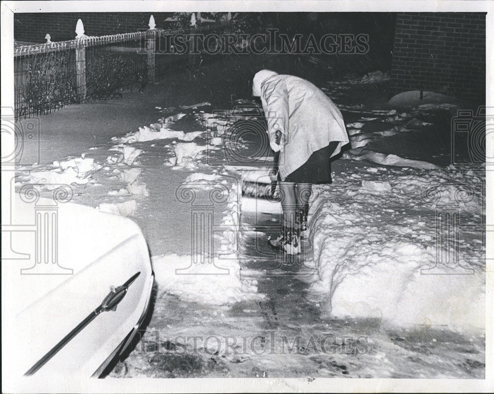 1965 Press Photo  Winter Det  Snow Styrlander - Historic Images