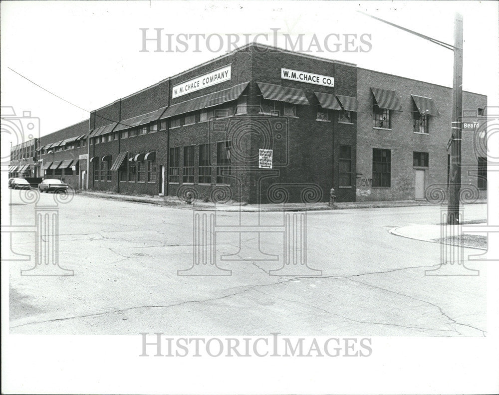 1981 Press Photo Chemicals Warehouse Det Edison PCB Batten - Historic Images