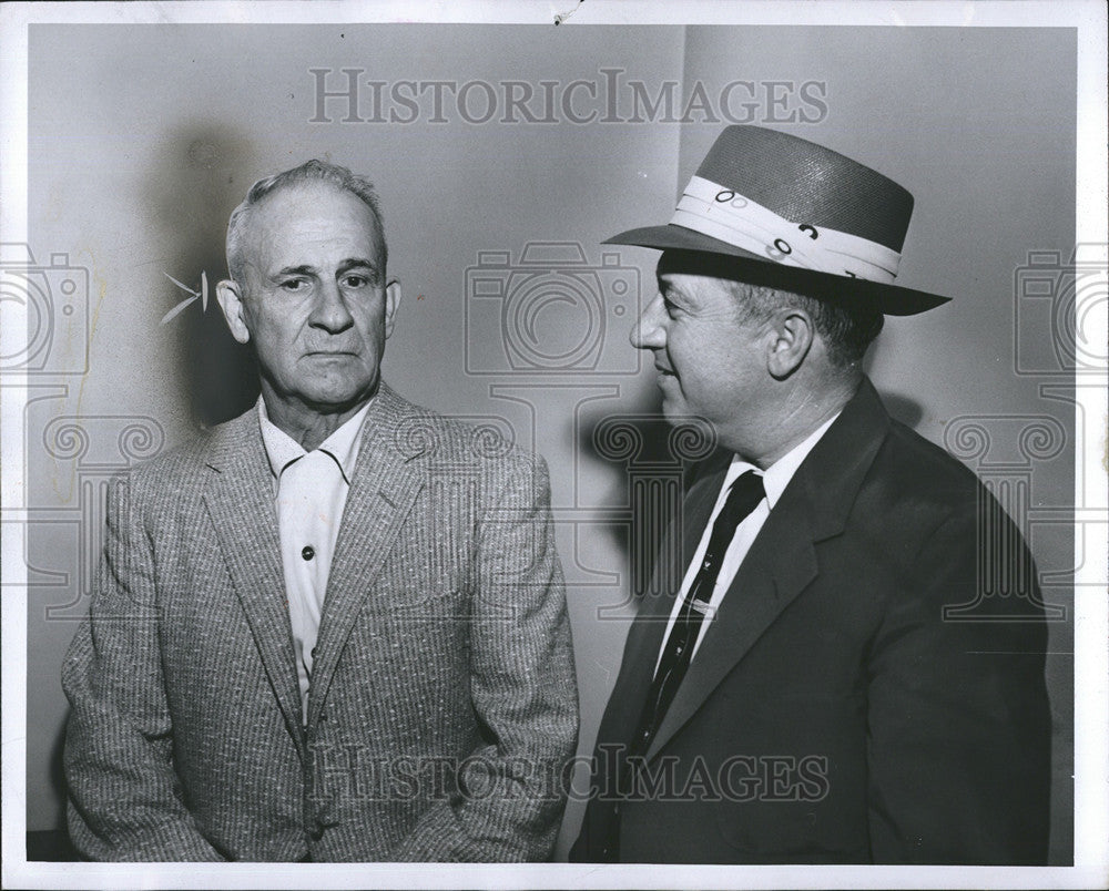 1956 Press Photo Edward Voisine Walter Chase Purchasing Agent Ecorse - Historic Images