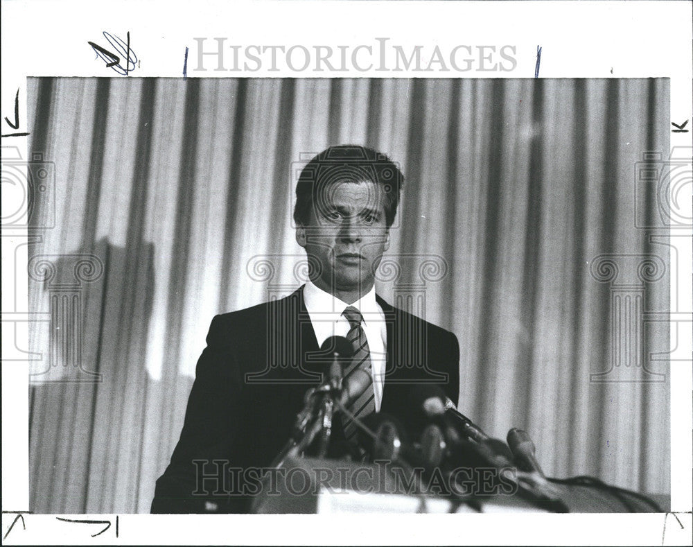 1990 Press Photo Alfred A. Checchi - Historic Images