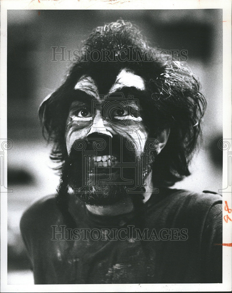 1974 Press Photo Don Akchin Bradenton Teenage Werewolf Sequel Johnson Haunted - Historic Images