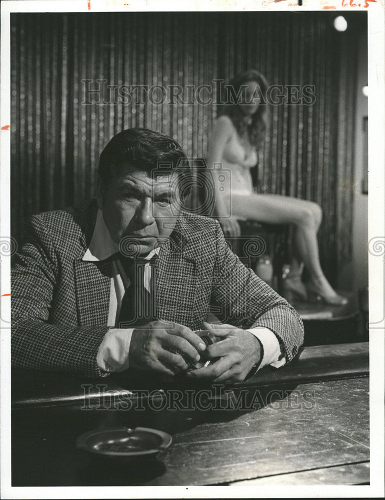 1976 Press Photo Claude Akins Actor Long Ball Police Story Television Series - Historic Images