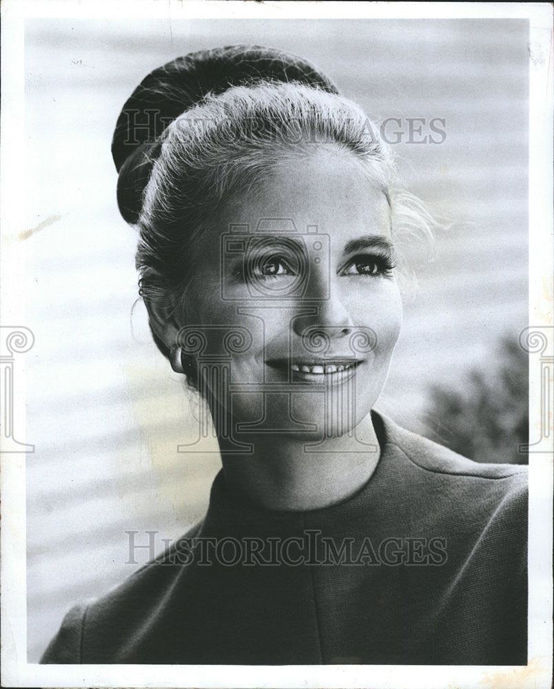 1973 Press Photo Sharon Acker - Historic Images