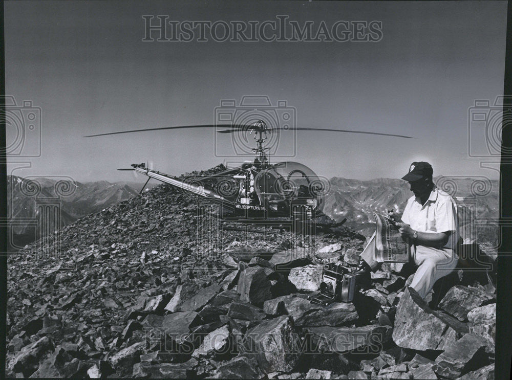 1958 Press Photo Hersey Young Denver Helicopter Pilot Mount Elbert  Colarado - Historic Images