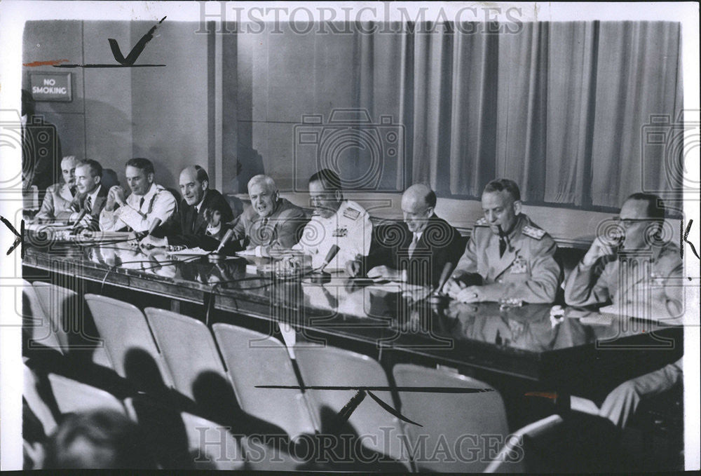 1956 Press Photo Pentagon Top Military Officials Press Conference - Historic Images