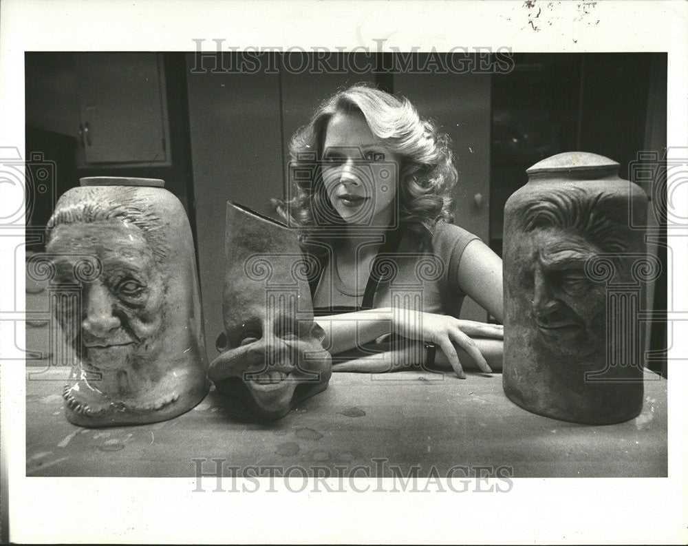 1980 Press Photo Mary Morton Wayne County Michigan Sculptor - Historic Images