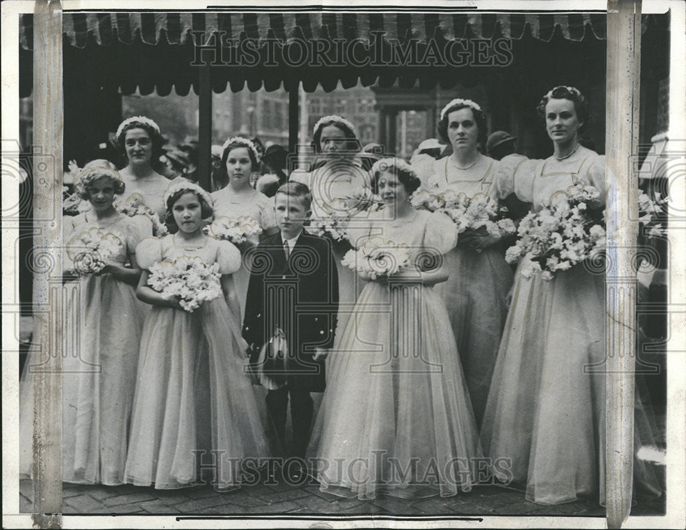 1937 Press Photo Marriage of Miss Melanie Grant to Robin Arbuthnott Hunter - Historic Images