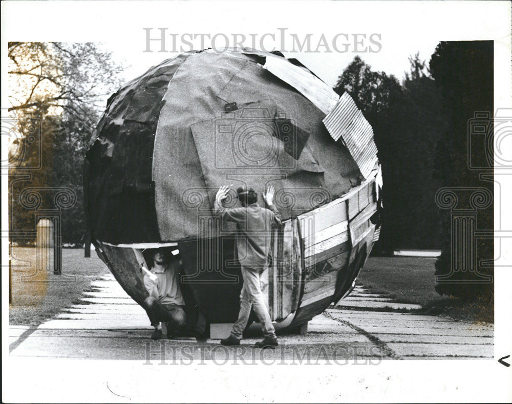 1985 Press Photo Daniel McClure Todd Erickson Robert Crise Grand brook Museum - Historic Images