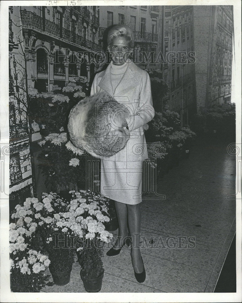 1973 Press Photo Fashion Show For Children&#39;s Hospital Cardiac Care - Historic Images