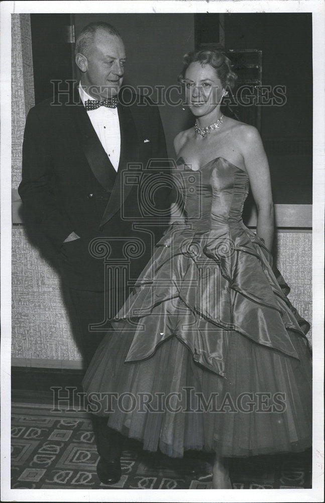 1954 Press Photo Henry Van Schaack Jr Wife Event David Snyder Photograph - Historic Images