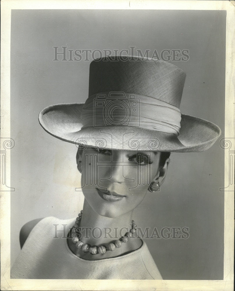 1963 Press Photo Sally Victor model designer spring collection Chicago Marsh - Historic Images