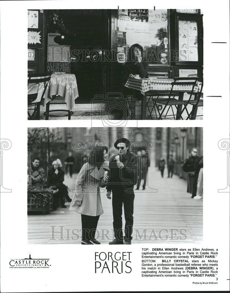 1995 Press Photo Forget Paris Ellen Andrews Debra Winger Actor Comedian - Historic Images