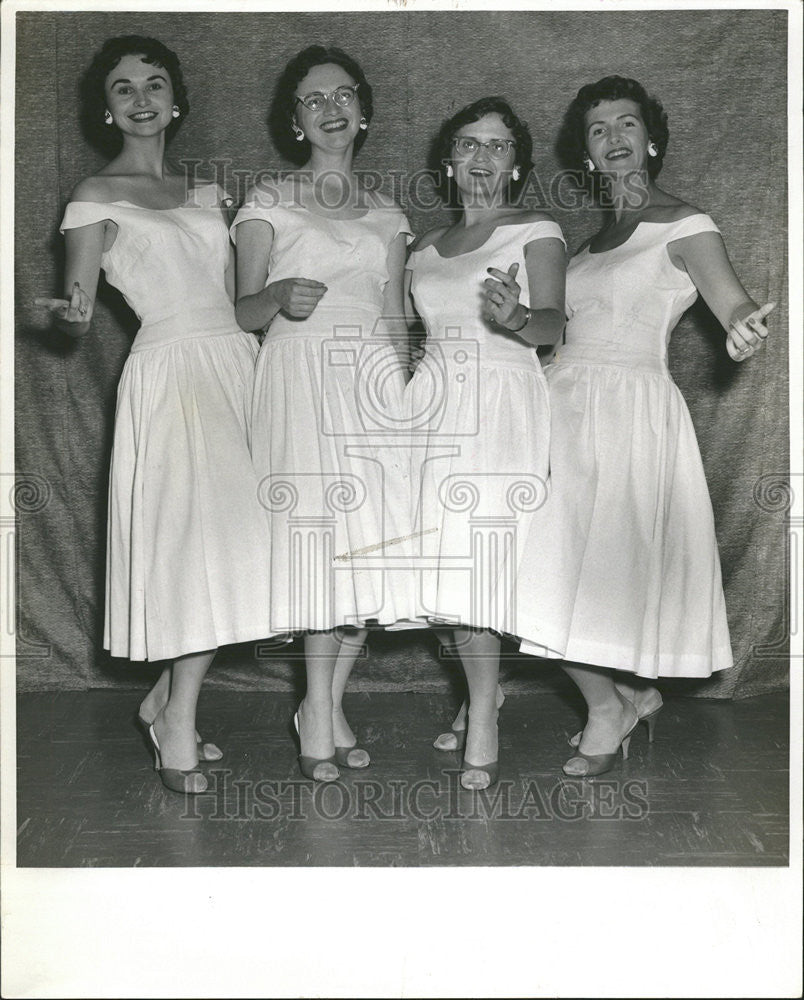 1957 Press Photo The Treble Rebels Sweet Adildi - Historic Images