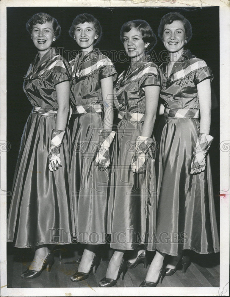 1952 Press Photo Quartet Pitch Piper Peoria Won Sweet Adeline Champs Highschool - Historic Images