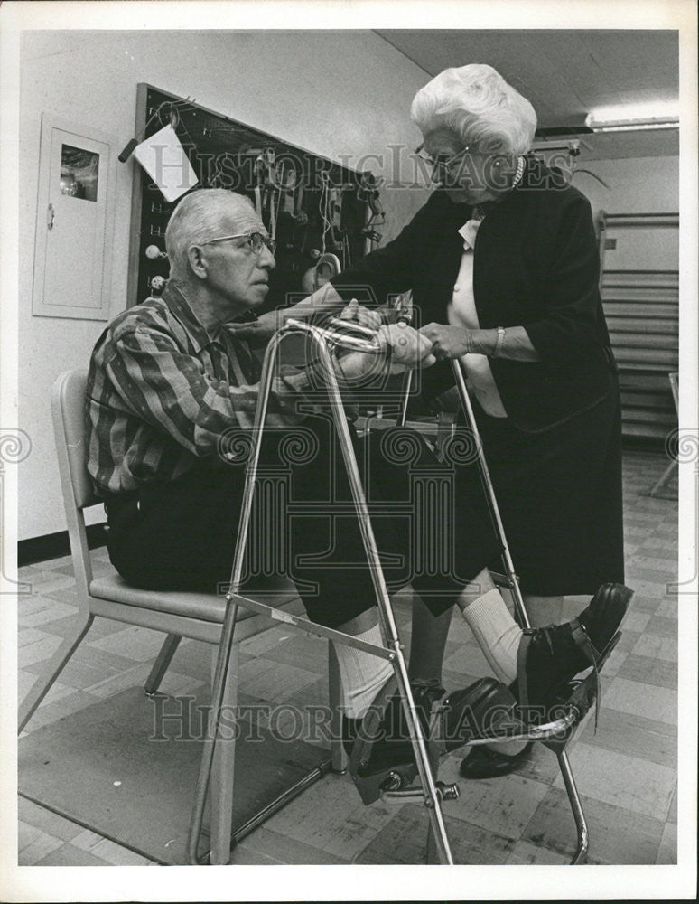 1968 Press Photo Jeanne Levey crusade Parkinson Disease Miami Beach Washington - Historic Images