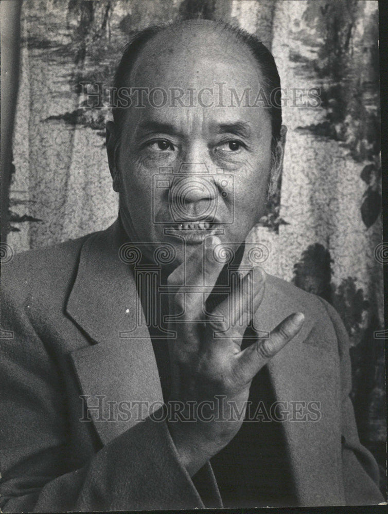 1976 Press Photo VIETNAM REFUGEES  POC THIEUN CAMBODIAN AMBASSADOR KOREA - Historic Images