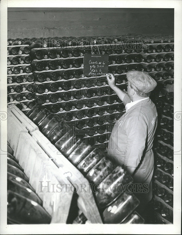 1938 Press Photo Wine Champagne Joseph Grasso - Historic Images