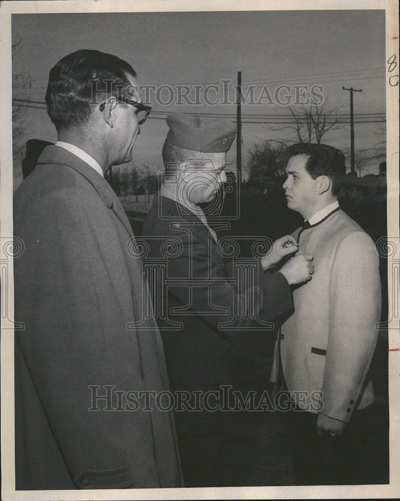 1968 Press Photo Vietnam US Troops Marine Maj Donald Lawless - Historic Images