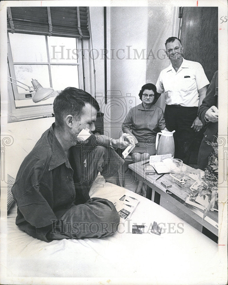 1967 Press Photo Vietnam US Troops Medical Treatment Hospital - Historic Images