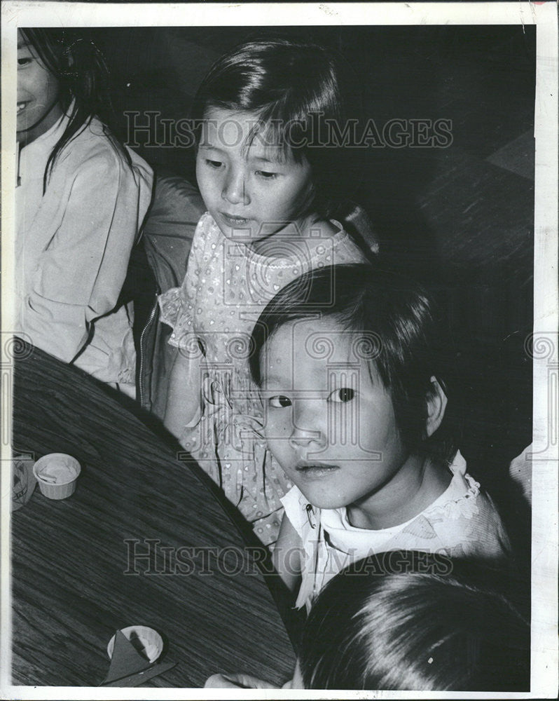 1975 Press Photo Vietnam Refugee Preschoolers - Historic Images