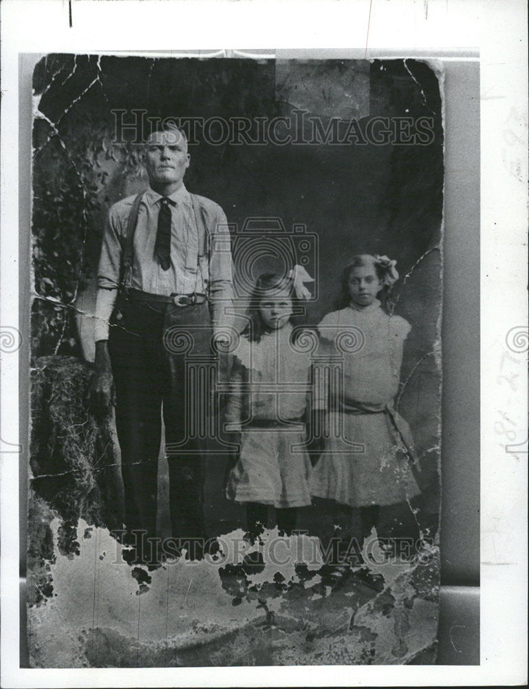 1978 Press Photo Robinson Brothers Swinging Blue Grass Band Citrus Levy Play - Historic Images