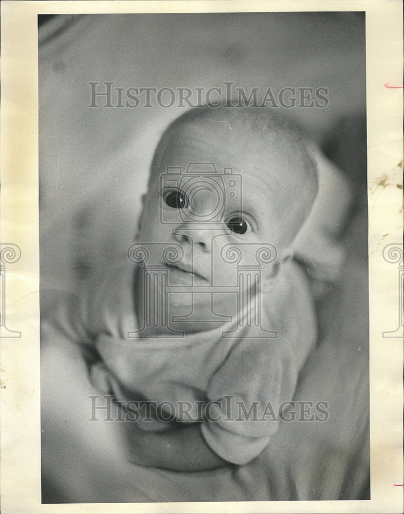 1965 Press Photo Pathetic infants Cook County Lois Wille Henry Gill poignant - Historic Images
