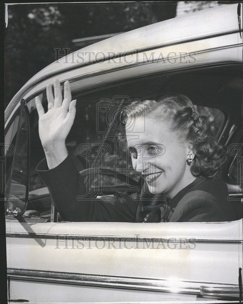 1947 Press Photo Margaret Truman Kansas City Motor Car wheel Driver - Historic Images