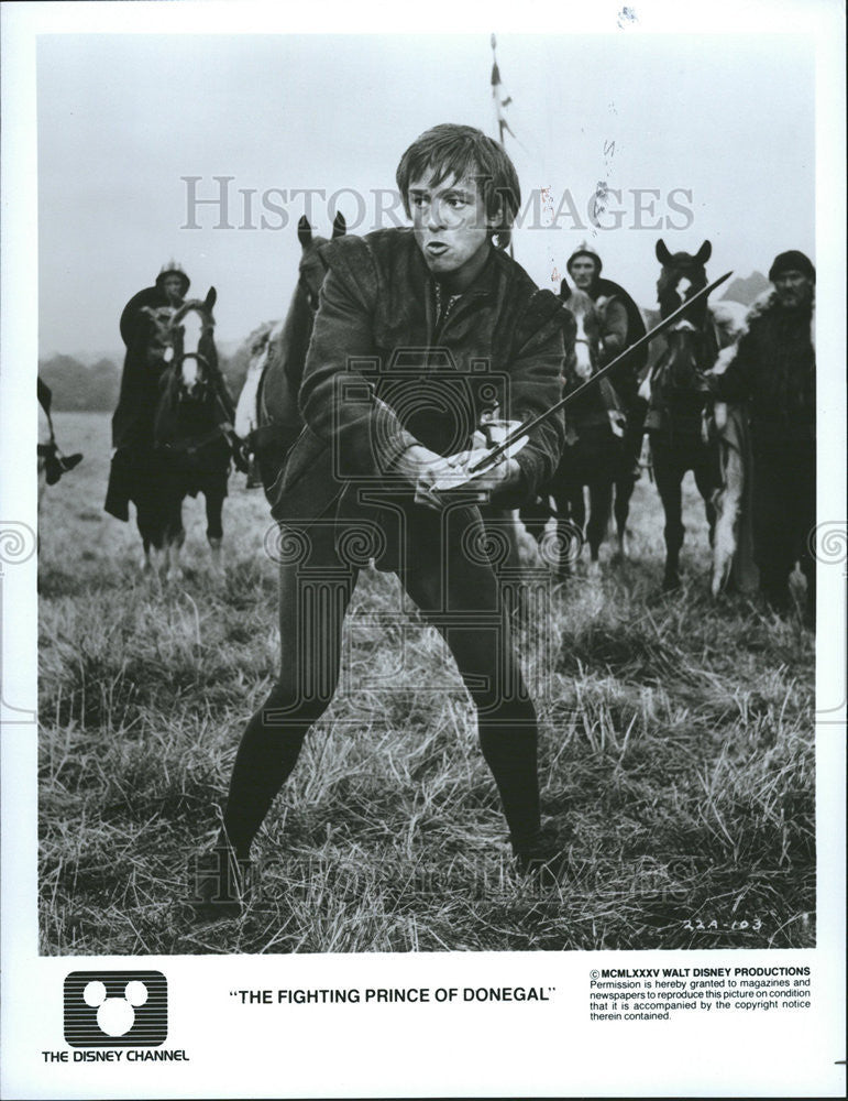 1985 Press Photo The Fighting Prince of Donegal (Disney Channel) - Historic Images