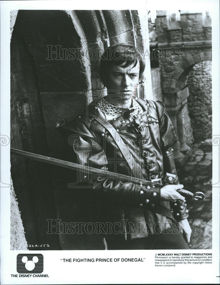 1985 Press Photo Scene from The Fighting Prince of Donegal - Historic Images