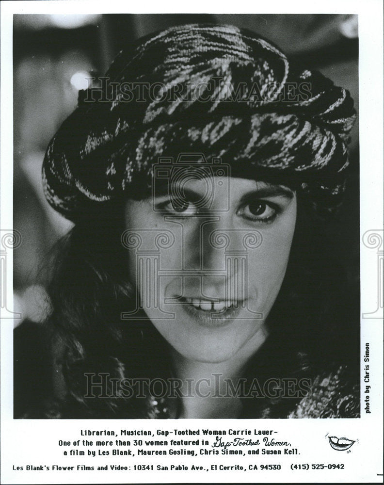 1987 Press Photo Carrie Lauer In Gap Toothed Women - Historic Images