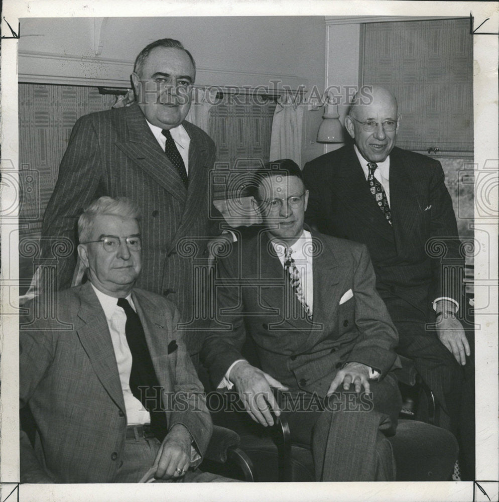 1946 Press Photo G H Minchin J J Grogan Fred G Gurley J H Keefe Santa Fe Team - Historic Images