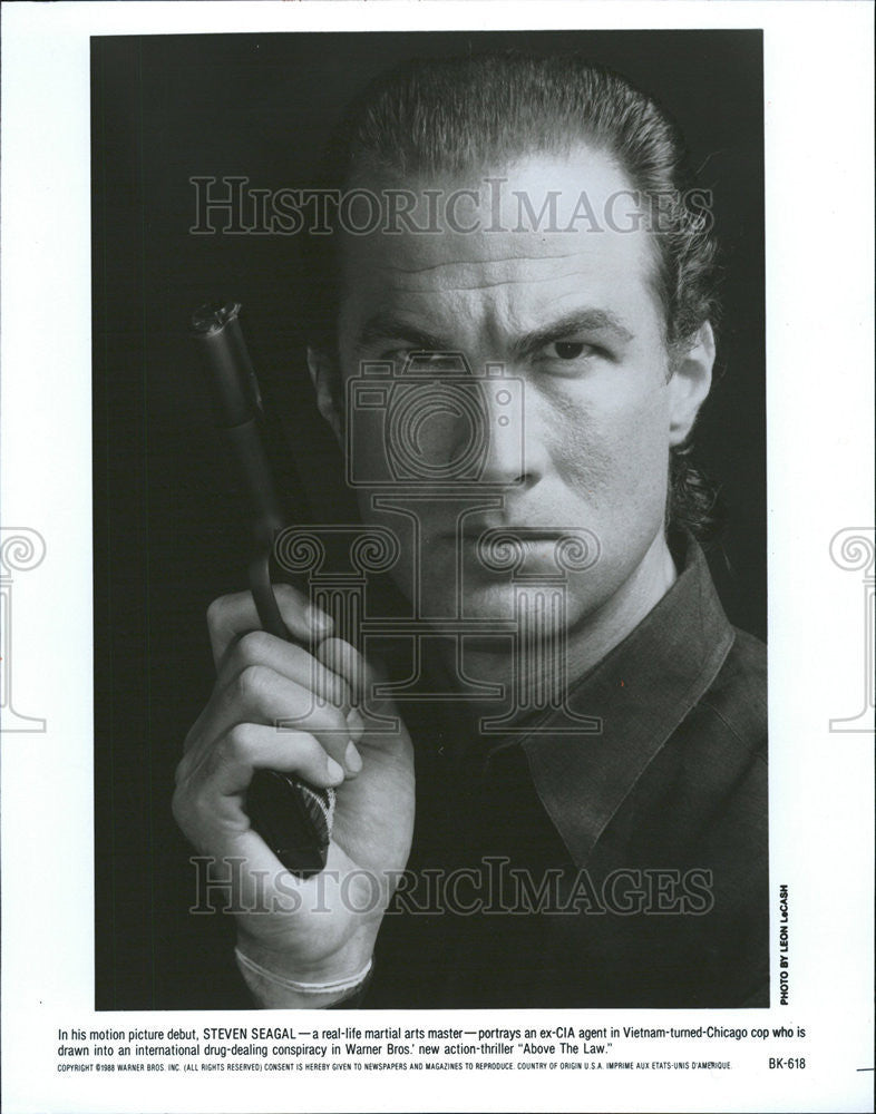 1988 Press Photo Steven Seagal &quot;Above the Law&quot; - Historic Images