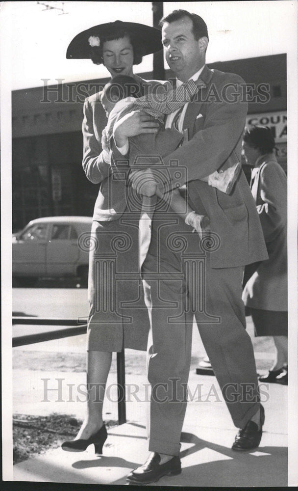 1953 Press Photo Clayton Knowles Washington Correspondent New York Times - Historic Images