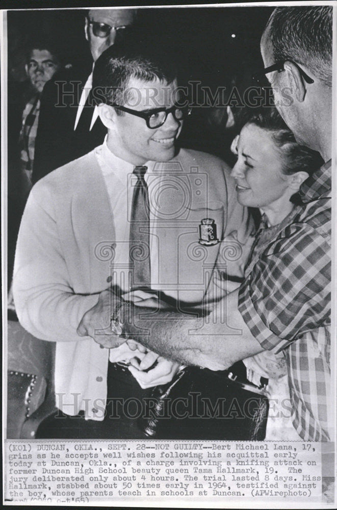 1965 Press Photo Bert Lana Acquitted Knifing Attack Beauty Queen Duncan OK - Historic Images