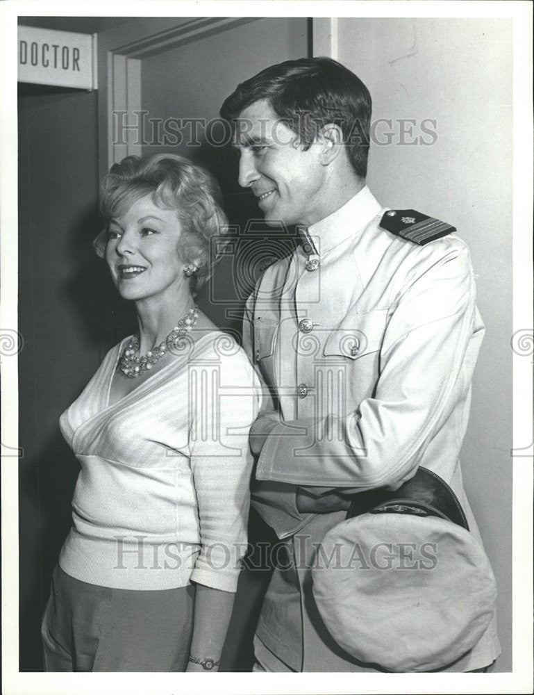 1963 Press Photo Screen Actress Anna Lee,  Patrick O&#39;neal In Dr. Kildare - Historic Images