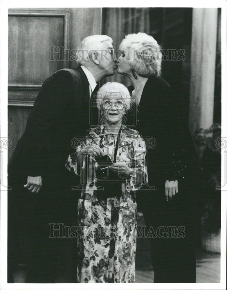 1992 Press Photo Leslie Nielsen Estelle Getty The Golden Girls - Historic Images