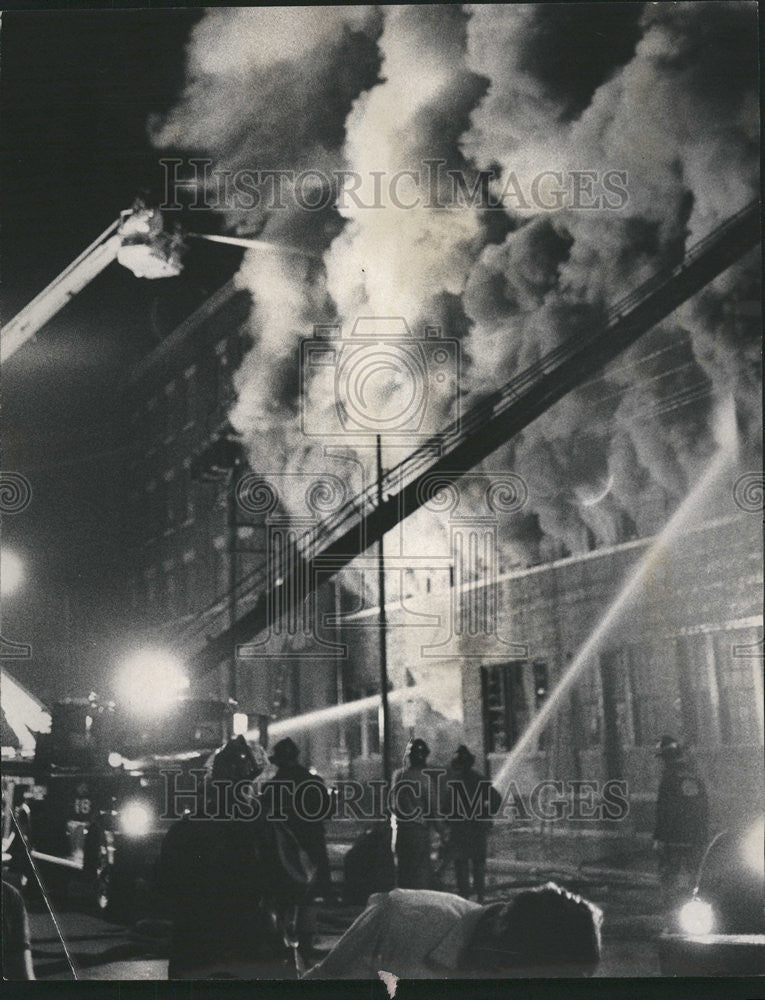 1969 Press Photo Fireman battle alarm blaze Spar Company Morgan foam rubber - Historic Images