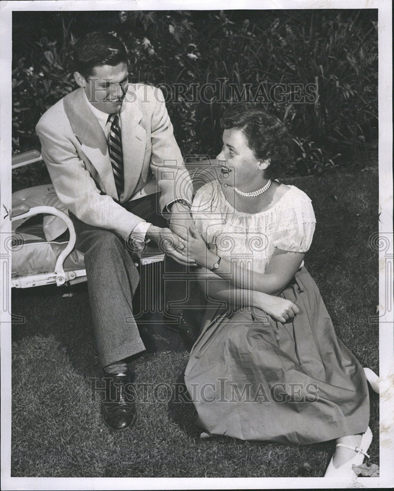 1951 Press Photo Robert Lee Fisher member Detroit Society Fiance Joan Craig Park - Historic Images