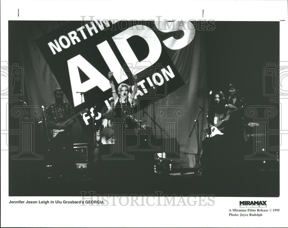 1995 Press Photo Actress Jennifer Jason Leigh In Georgia - Historic Images