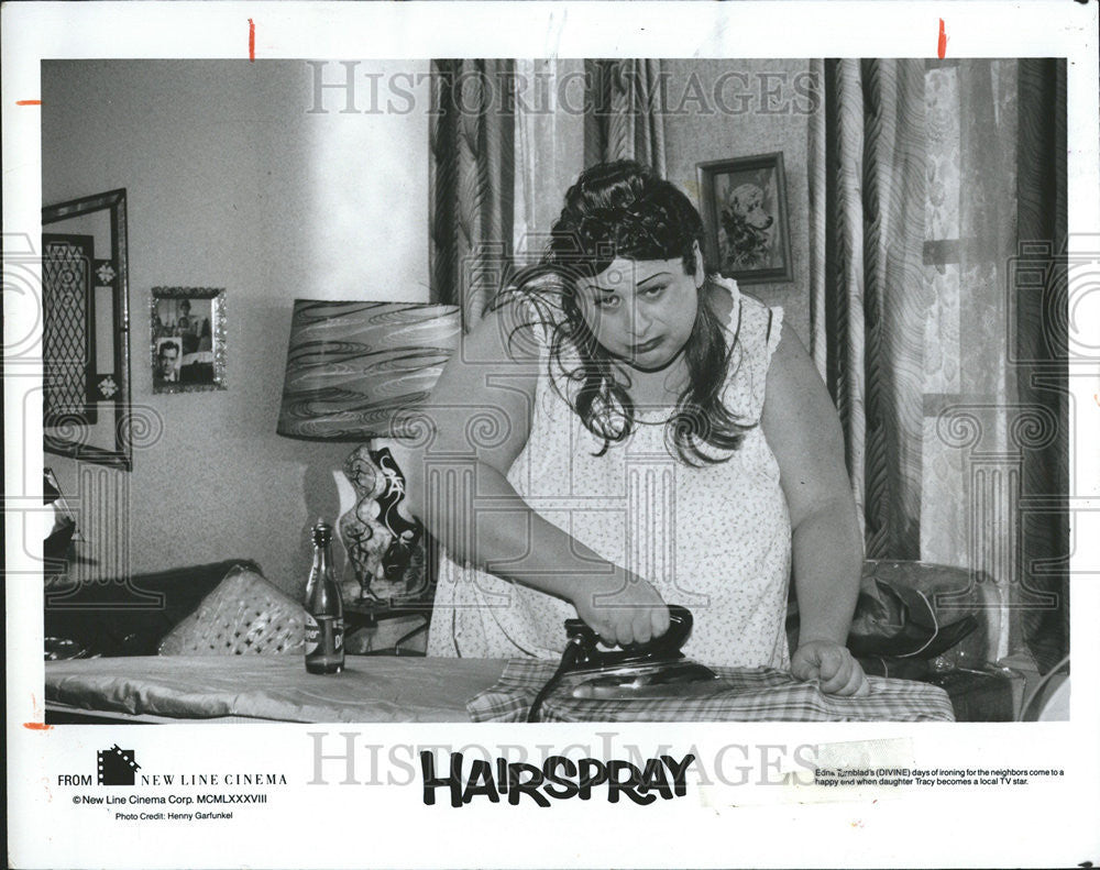 1989 Press Photo Edna Turnblad Stars In Hairspray. - Historic Images
