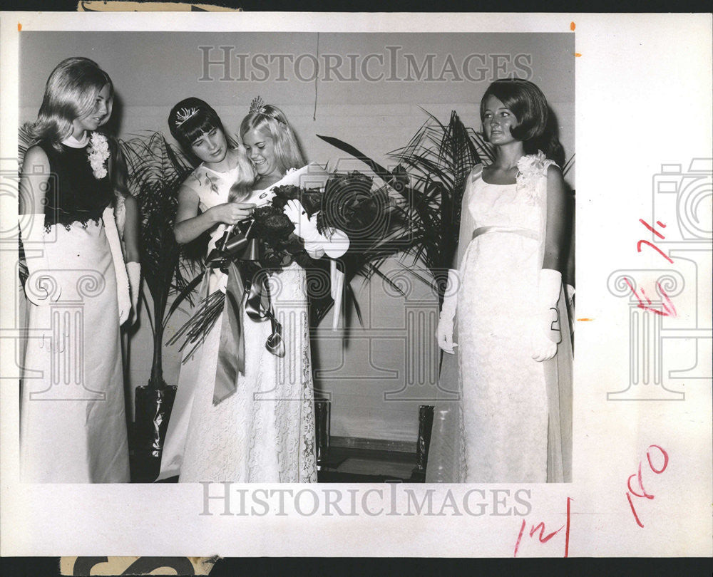 1969 Press Photo Miss Eaglewood Nanci Bakken - Historic Images