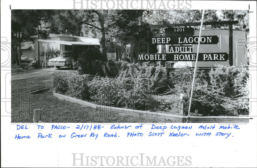 1988 Press Photo Deep Lagoon Adult Mobile Home Park Entrance Sign - Historic Images