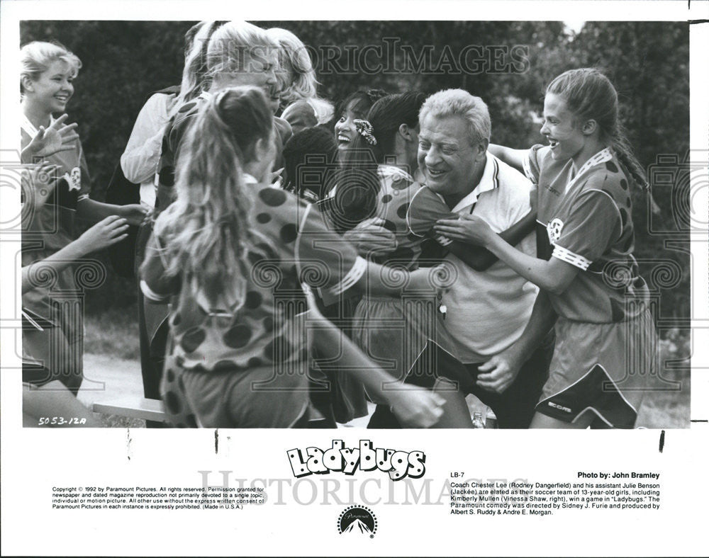 1992 Press Photo Ladybug Coach Chester lee Julie Benson soccer team - Historic Images