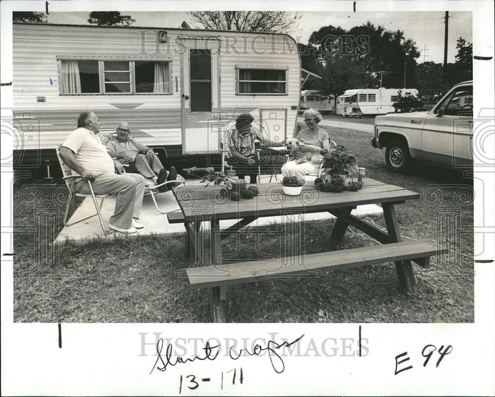 1978 Press Photo Lake Seminole campsite, a typical resting spot for RV. - Historic Images