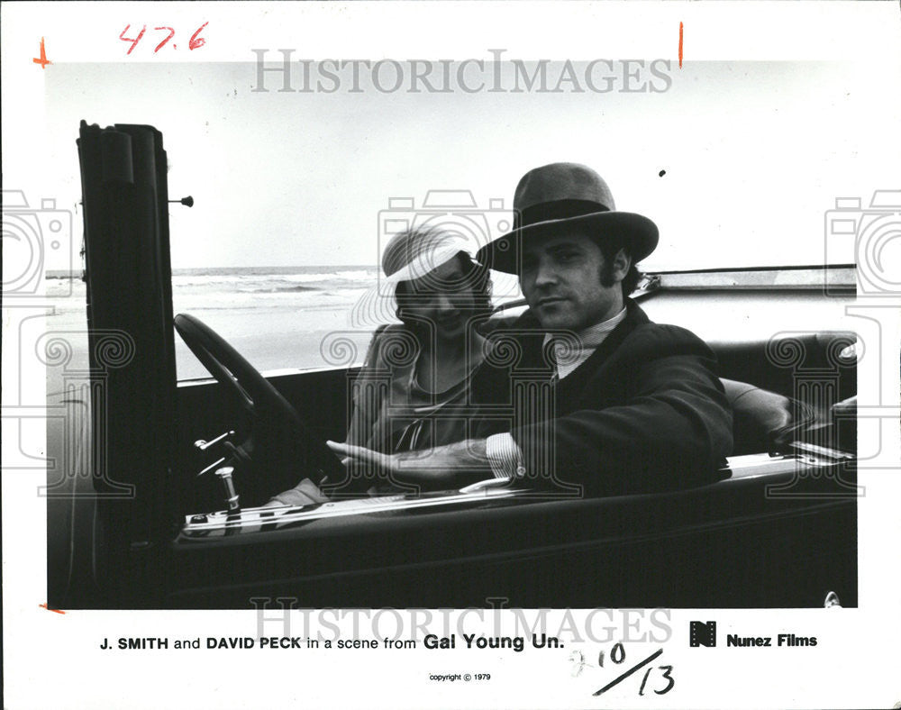 1981 Press Photo Smith David Peck Gal Young Un Scene - Historic Images