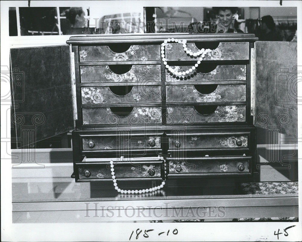 1978 Press Photo Italian Imported Jewelry Chest - Historic Images